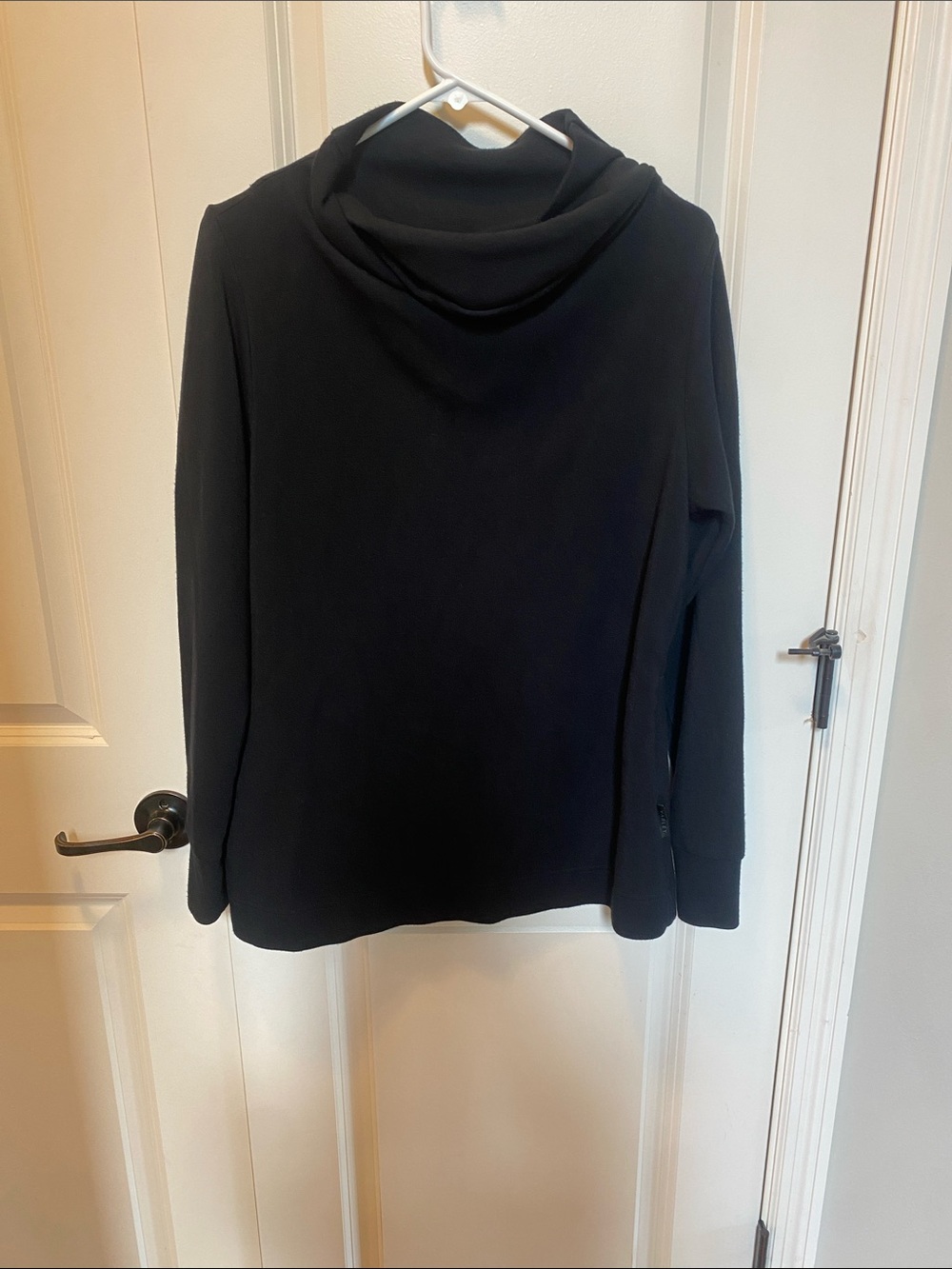 Varley Black Cowl-Neck Pullover Sweater